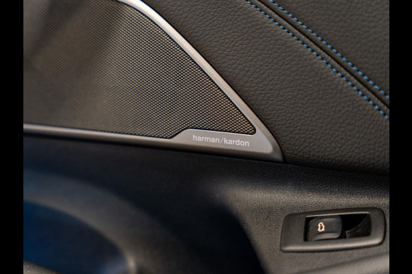 BMW 5 Serie Touring 530e 292PK M Pakket, Laser Led, Pano, Camera, Alcantara, Ambiënte Light, Hud, PDC, Dealer Onderhoud