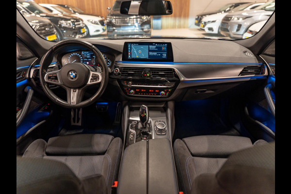 BMW 5 Serie Touring 530e 292PK M Pakket, Laser Led, Pano, Camera, Alcantara, Ambiënte Light, Hud, PDC, Dealer Onderhoud