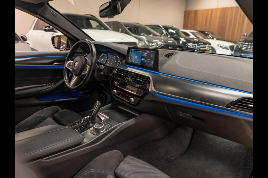 BMW 5 Serie Touring 530e 292PK M Pakket, Laser Led, Pano, Camera, Alcantara, Ambiënte Light, Hud, PDC, Dealer Onderhoud