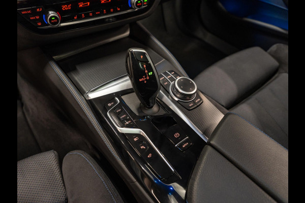 BMW 5 Serie Touring 530e 292PK M Pakket, Laser Led, Pano, Camera, Alcantara, Ambiënte Light, Hud, PDC, Dealer Onderhoud