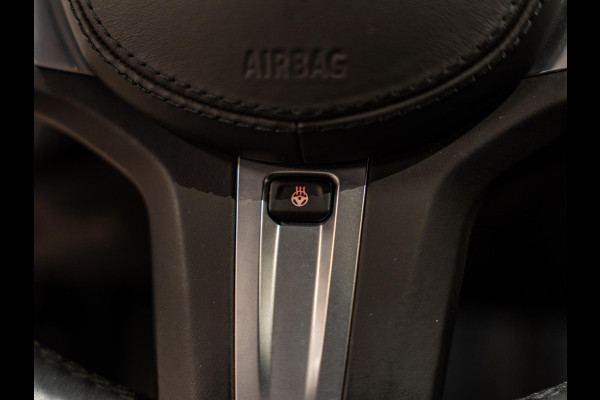 BMW 5 Serie Touring 530e 292PK M Pakket, Laser Led, Pano, Camera, Alcantara, Ambiënte Light, Hud, PDC, Dealer Onderhoud