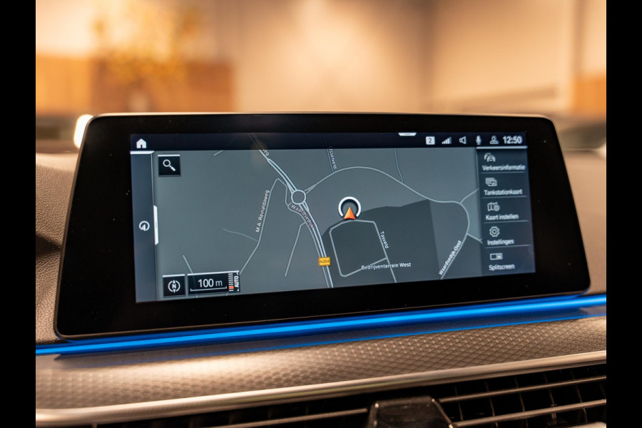 BMW 5 Serie Touring 530e 292PK M Pakket, Laser Led, Pano, Camera, Alcantara, Ambiënte Light, Hud, PDC, Dealer Onderhoud