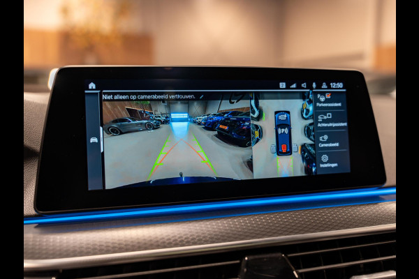 BMW 5 Serie Touring 530e 292PK M Pakket, Laser Led, Pano, Camera, Alcantara, Ambiënte Light, Hud, PDC, Dealer Onderhoud