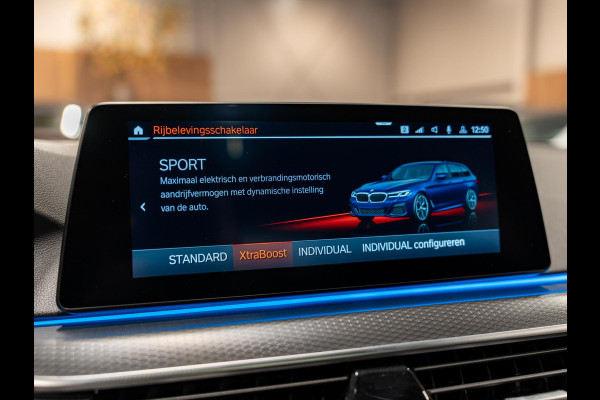 BMW 5 Serie Touring 530e 292PK M Pakket, Laser Led, Pano, Camera, Alcantara, Ambiënte Light, Hud, PDC, Dealer Onderhoud