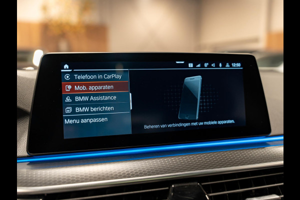 BMW 5 Serie Touring 530e 292PK M Pakket, Laser Led, Pano, Camera, Alcantara, Ambiënte Light, Hud, PDC, Dealer Onderhoud