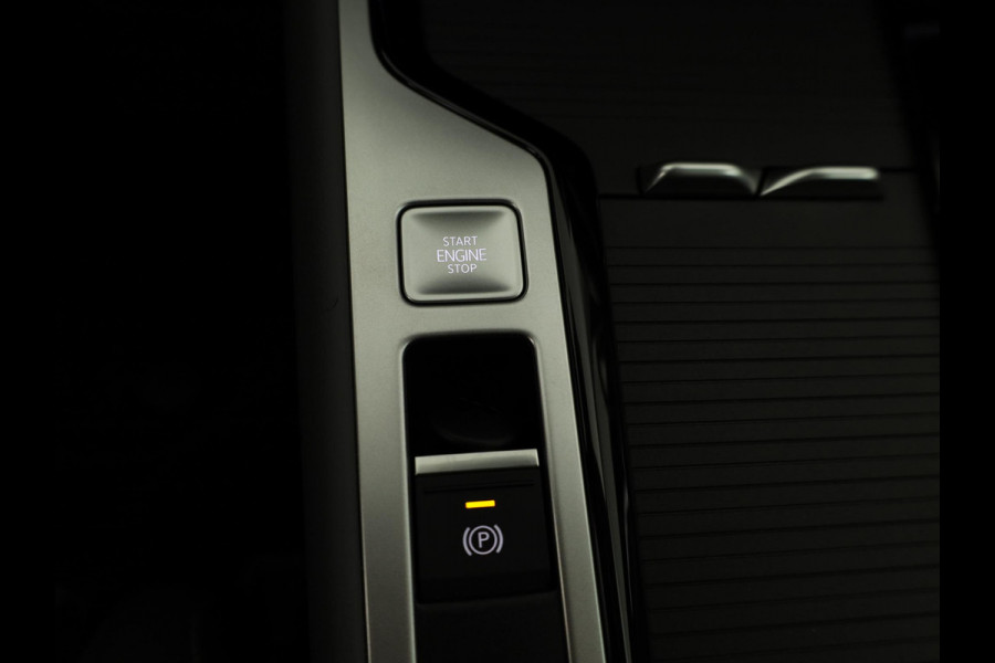 Volkswagen Passat Variant Elegance Business 1.5 eHybrid 150 kW / 204 pk Vari