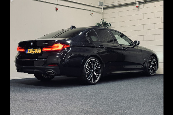 BMW 5 Serie 520i High Exe. M-Sport Plus | 20" | Schuifdak | 1e Eig.