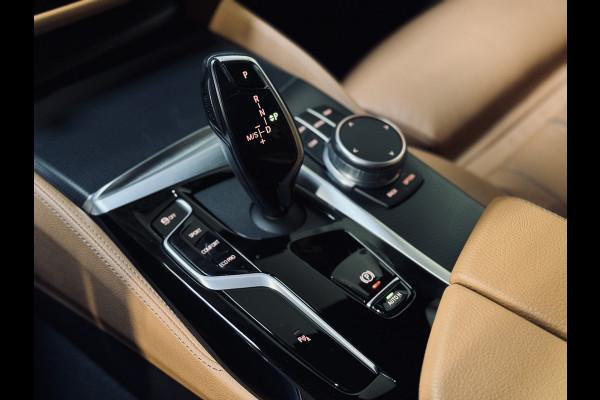 BMW 5 Serie 520i High Exe. M-Sport Plus | 20" | Schuifdak | 1e Eig.