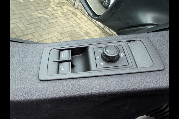 Volkswagen Transporter 2.0 TDI 150PK Euro 6 L2H1 DC Comfortline Plus CarPlay/Cruise control/trekhaak