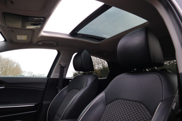 Kia Xceed 1.0 T-GDi DynamicPlusLine | Pano | Stoelverwarming |