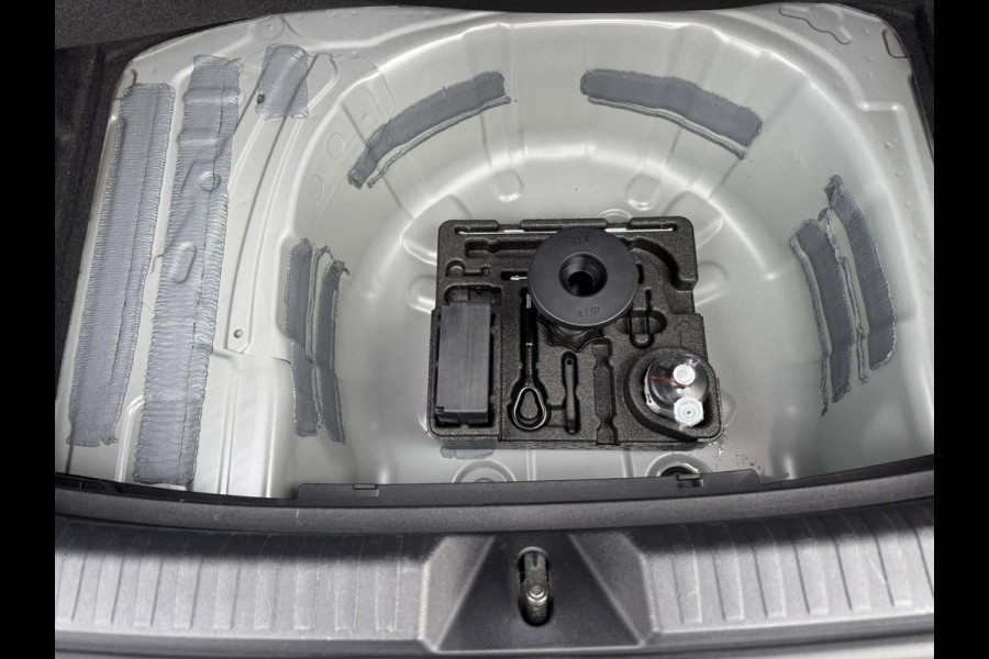 Audi A1 Sportback 25 TFSI Automaat 3 x S-Line Full LED Leer Cruise Clima Apple / Android Parkeersensoren achter