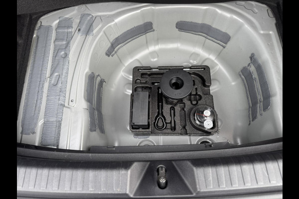 Audi A1 Sportback 25 TFSI Automaat 3 x S-Line Full LED Leer Cruise Clima Apple / Android Parkeersensoren achter