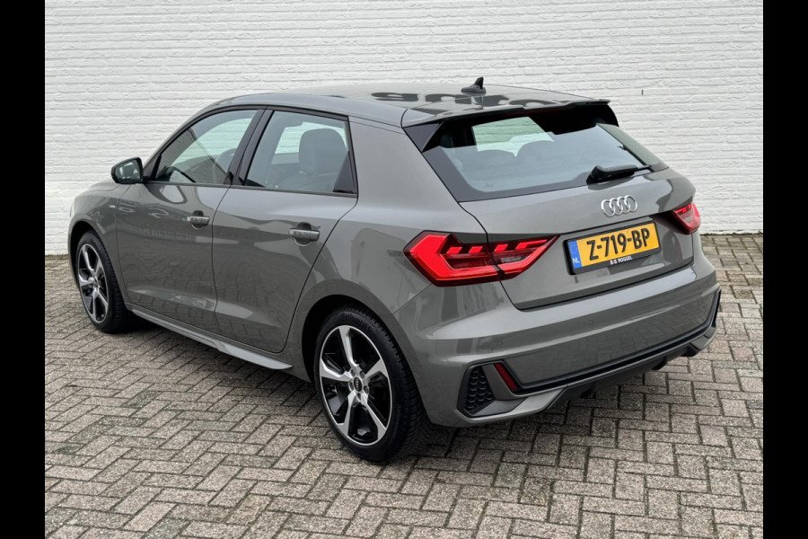 Audi A1 Sportback 25 TFSI Automaat 3 x S-Line Full LED Leer Cruise Clima Apple / Android Parkeersensoren achter