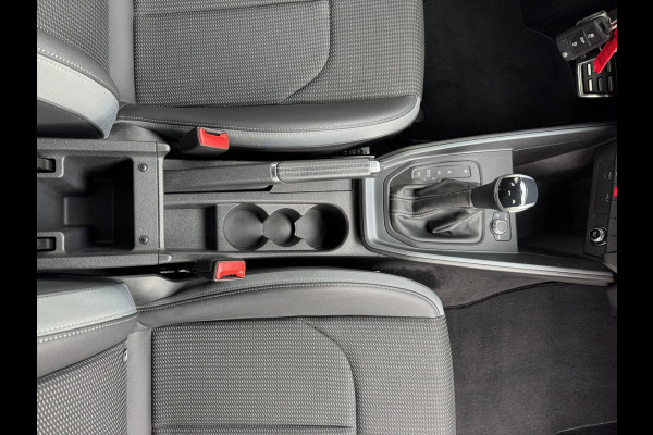 Audi A1 Sportback 25 TFSI Automaat 3 x S-Line Full LED Leer Cruise Clima Apple / Android Parkeersensoren achter