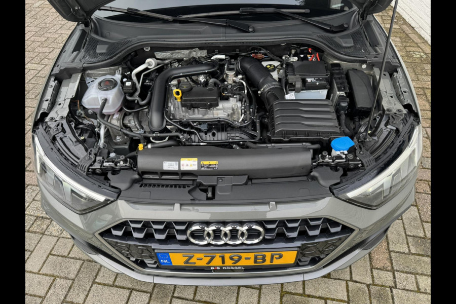 Audi A1 Sportback 25 TFSI Automaat 3 x S-Line Full LED Leer Cruise Clima Apple / Android Parkeersensoren achter