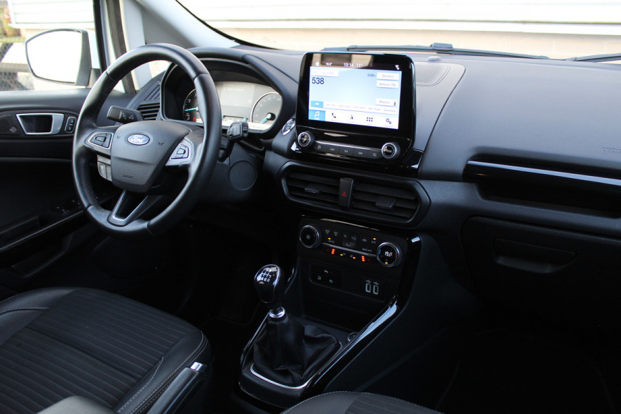 Ford EcoSport 1.0 EcoBoost Titanium | Trekhaak | Camera | Winterpack | B&O | BLIS | NL Auto