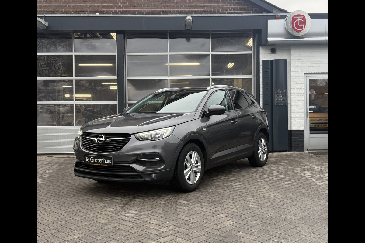 Opel Grandland X 1.2 Turbo Business Executive Automaat
