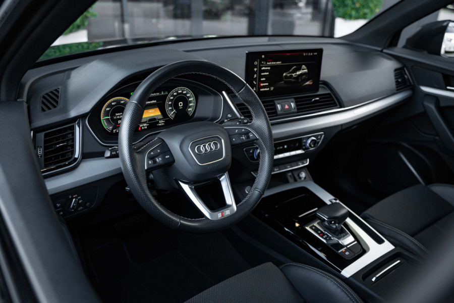 Audi Q5 50 TFSI e - S-Line | Panorama | Keyless | Dealer o.h.