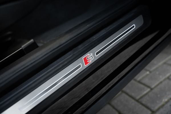 Audi Q5 50 TFSI e - S-Line | Panorama | Keyless | Dealer o.h.