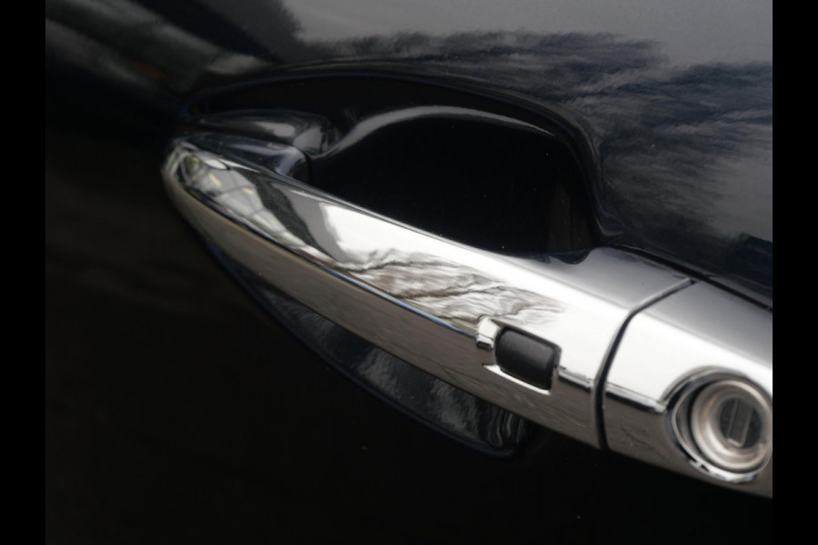 Kia Niro 1.6 GDi Hybrid ExecutiveLine | Trekhaak | Adaptief | Dode Hoek | Stoel-Stuur verw |