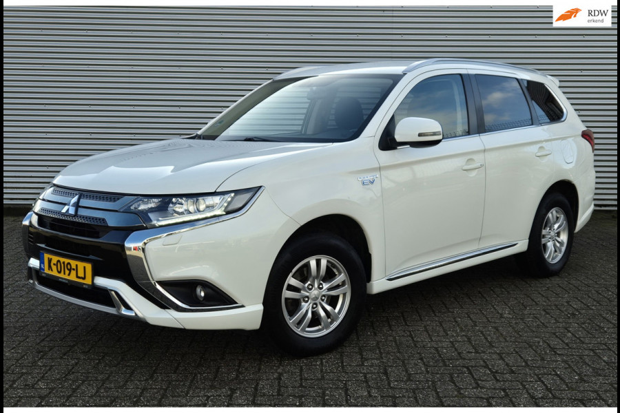 Mitsubishi Outlander 2.4 PHEV Pure Trekhaak Navi
