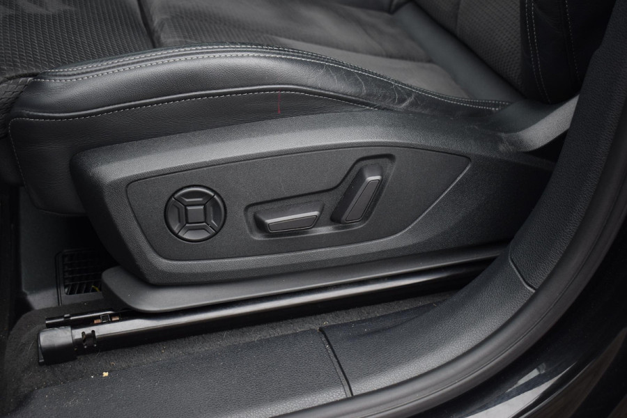 Audi Q3 Sportback 45 TFSI e S Edition | Pano | Matrix | Sonos | Half Leer | 360 Camera