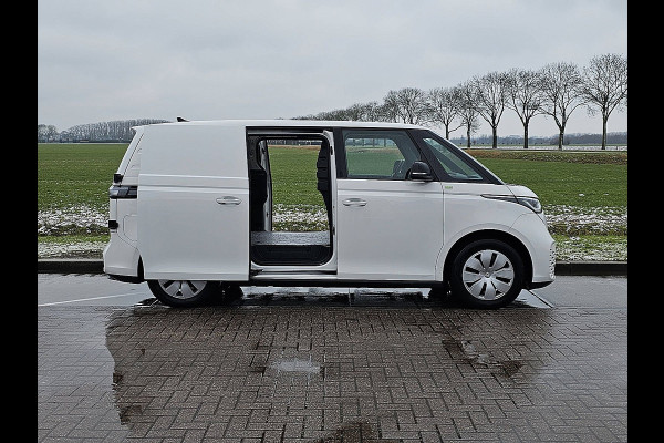 Volkswagen ID. Buzz Cargo 77 kWh 2XZijdeur 77kWh NAP LED 204Pk 422Km (WLTP) Navi Camera Stoelverwarming Achterdeuren 1e Eigenaar!