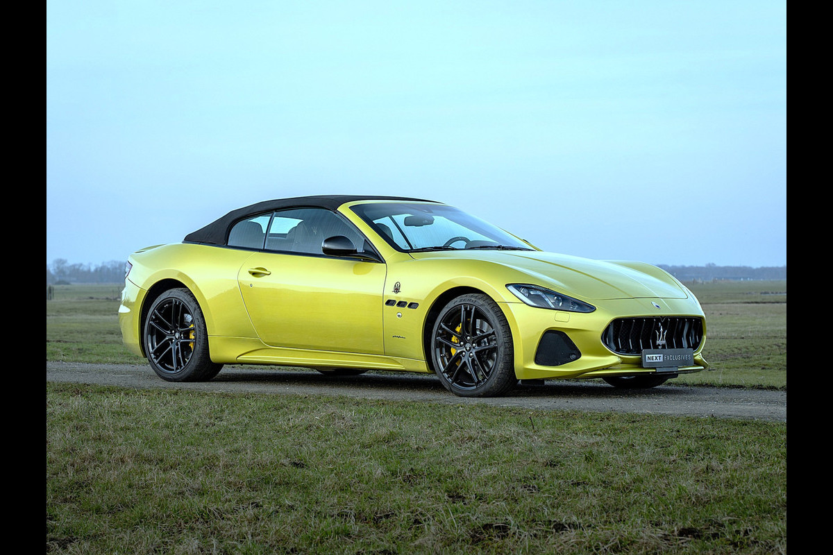 Maserati GranCabrio 4.7 Sport | AM Kleur | 1-1 | Carbon | Carplay