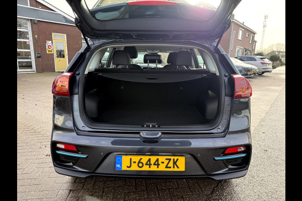 Kia e-Niro DynamicLine 64 kWh 3- Fase, Stoel/Stuurverwarming, Camera