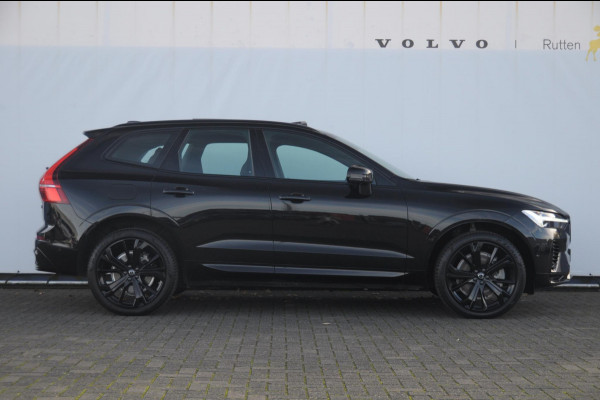 Volvo XC60 T6 350PK Automaat AWD Plus Black Edition / Trekhaak / Panoramadak / BLIS / Adaptieve cruise control / Keyless entry / Stoel - en stuurwielverwarming / elektrische stoelen met geheugen / Parkeersensoren met 360 camera / Elektrische achterklep