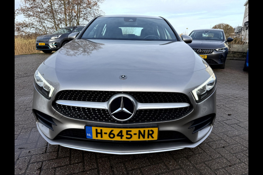Mercedes-Benz A-Klasse 180 Business Solution AMG App Connect, Camera, Led