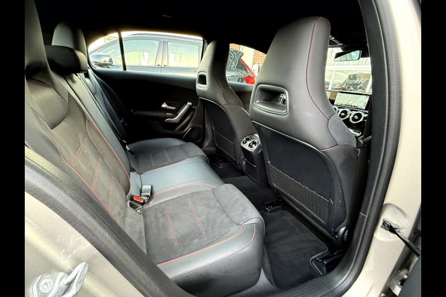 Mercedes-Benz A-Klasse 180 Business Solution AMG App Connect, Camera, Led