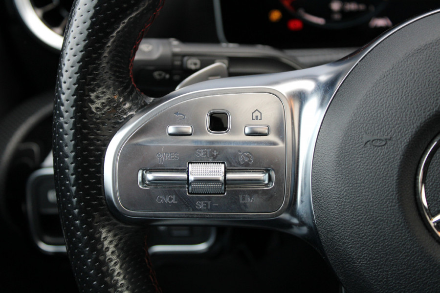 Mercedes-Benz A-Klasse 180 d Business Solution AMG | NAP! | PANO | CAMERA | CARPLAY | STOELVERWARMING | DEALER ONDH |