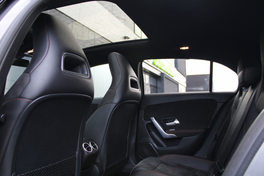 Mercedes-Benz A-Klasse 180 d Business Solution AMG | NAP! | PANO | CAMERA | CARPLAY | STOELVERWARMING | DEALER ONDH |