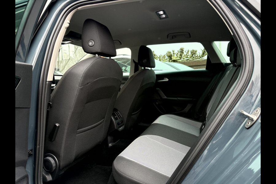 Seat Leon Sportstourer 1.5 TSI Style Business Intense Camera, App Connect, Led