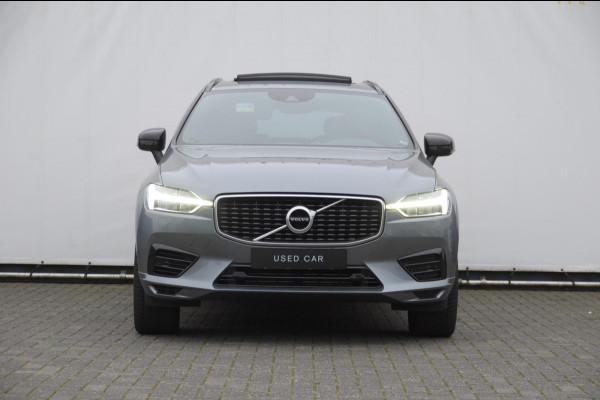 Volvo XC60 T8 390PK Automaat AWD R-Design / Adaptieve koplampen / BLIS /Adaptieve cruise control / Panoramadak / Apple carplay / Parkeersensoren met camera / Elektrische achterklep / Elektrische stoelen met geheugen / Stoel en stuurwielverwarming