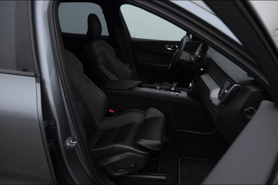 Volvo XC60 T8 390PK Automaat AWD R-Design / Adaptieve koplampen / BLIS /Adaptieve cruise control / Panoramadak / Apple carplay / Parkeersensoren met camera / Elektrische achterklep / Elektrische stoelen met geheugen / Stoel en stuurwielverwarming
