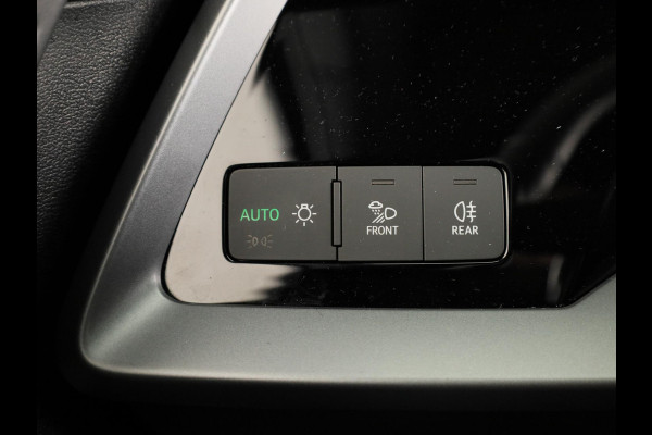 Audi A3 Sportback 40 TFSI e S edition 204pk | Adaptive cruise control | Afgevlakt stuur | Audi sound system
