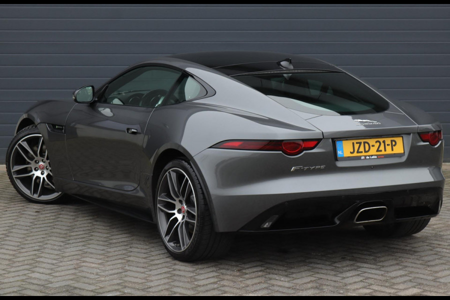 Jaguar F-Type P300 RWD R-Dynamic