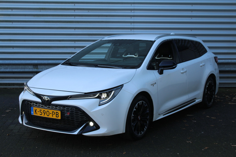 Toyota Corolla Touring Sports 1.8 Hybrid 180pk GR-Sport NL-Auto NAP 1e eigenaar Clima Cruise Carplay Camera 17"LMV