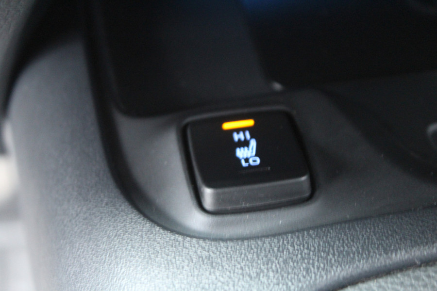 Toyota Corolla Touring Sports 1.8 Hybrid 180pk GR-Sport NL-Auto NAP 1e eigenaar Clima Cruise Carplay Camera 17"LMV