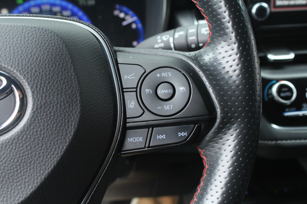 Toyota Corolla Touring Sports 1.8 Hybrid 180pk GR-Sport NL-Auto NAP 1e eigenaar Clima Cruise Carplay Camera 17"LMV