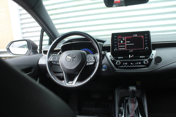 Toyota Corolla Touring Sports 1.8 Hybrid 180pk GR-Sport NL-Auto NAP 1e eigenaar Clima Cruise Carplay Camera 17"LMV