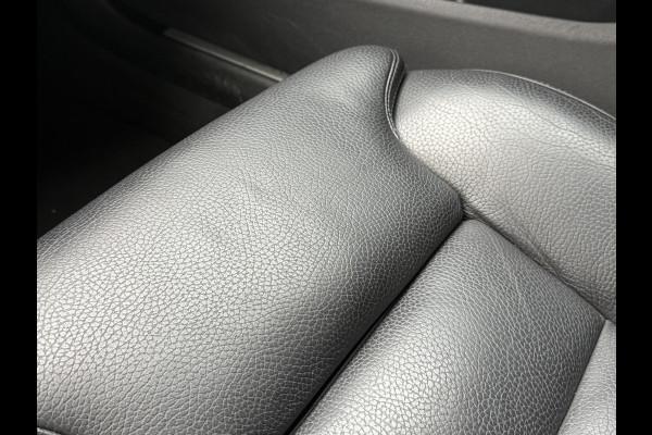 Volvo V60 2.0 T6 Recharge AWD Inscription | Panoramadak | Stoel/Stuurverwarming | Apple carplay | Elek. trekhaak | Sportstoelen | Leder