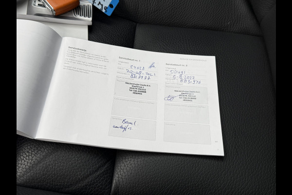 Volvo V60 2.0 T6 Recharge AWD Inscription | Panoramadak | Stoel/Stuurverwarming | Apple carplay | Elek. trekhaak | Sportstoelen | Leder