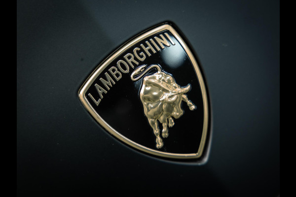 Lamborghini Urus 4.0 V8 S | Urus S | BTW | Akrapovic | Luchtvering | Geel stiksel pakket |