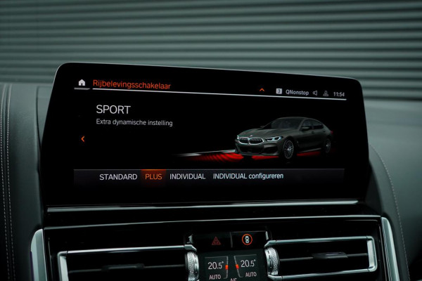 BMW 8 Serie Gran Coupé 840i xDrive High Exe Individual / B&W / Pano / Carbon / M-Stoelen / Adaptive