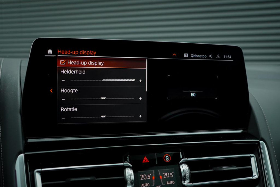 BMW 8 Serie Gran Coupé 840i xDrive High Exe Individual / B&W / Pano / Carbon / M-Stoelen / Adaptive