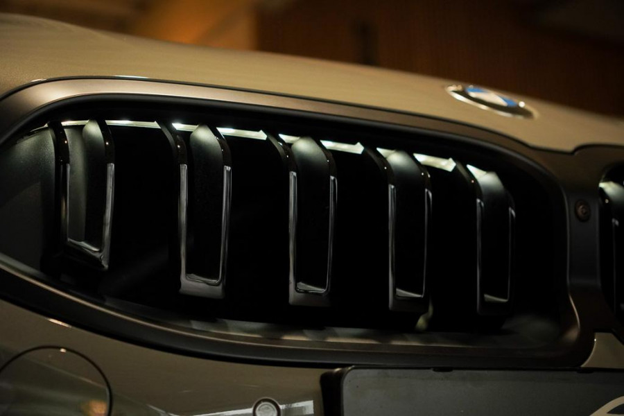 BMW 8 Serie Gran Coupé 840i xDrive High Exe Individual / B&W / Pano / Carbon / M-Stoelen / Adaptive