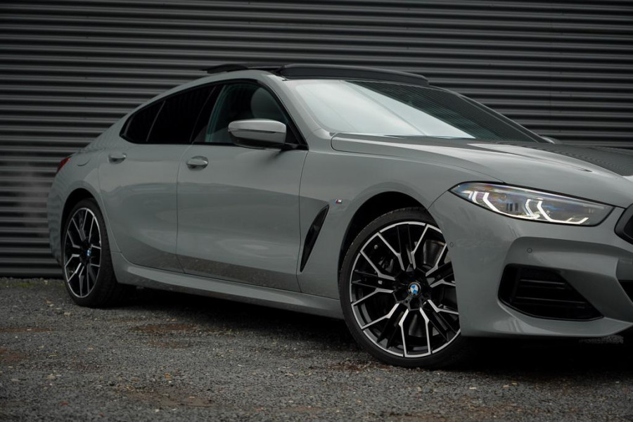 BMW 8 Serie Gran Coupé 840i xDrive High Exe Individual / B&W / Pano / Carbon / M-Stoelen / Adaptive